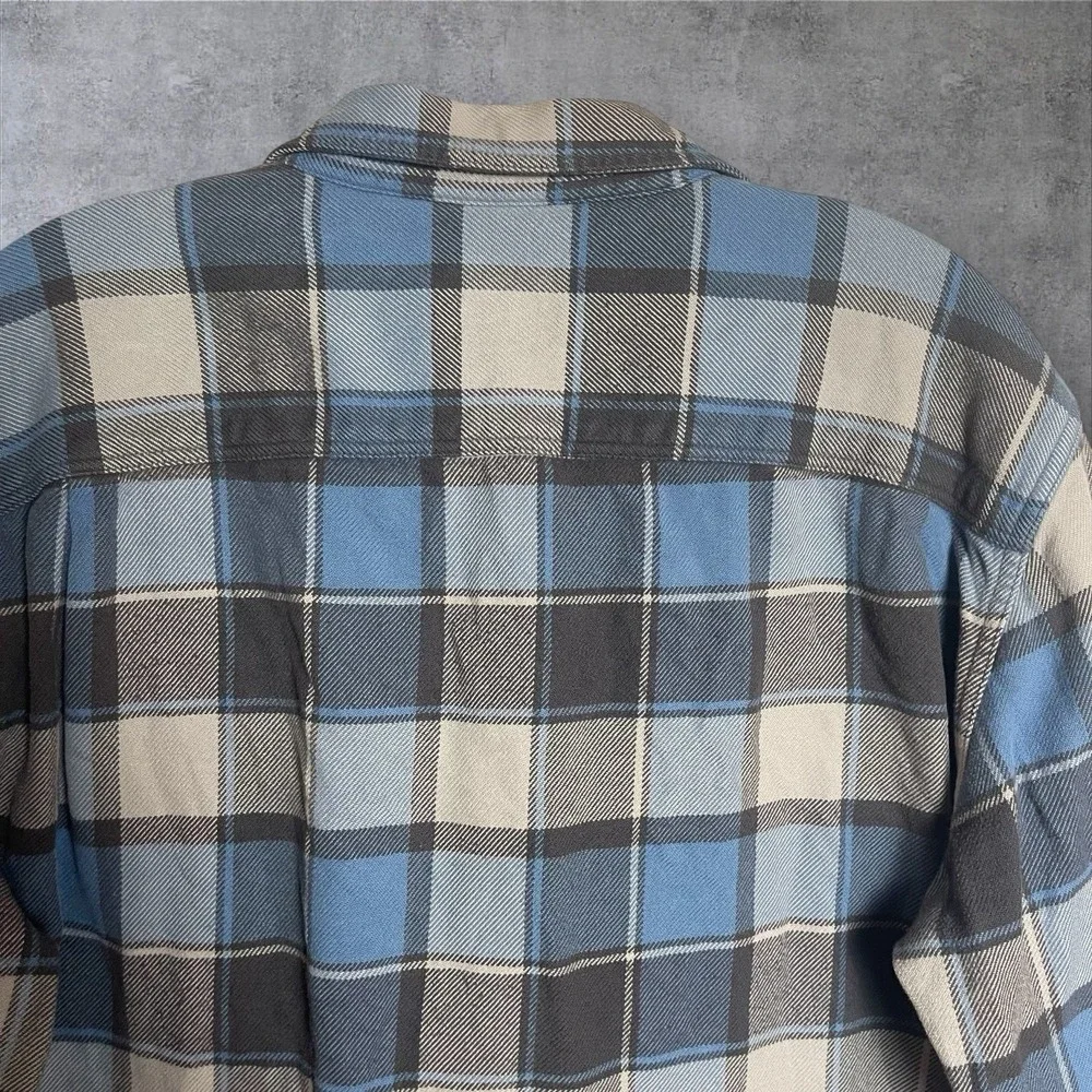 Patagonia Fjord Flannel Button Down Shirt Mens M Blue/Gray Plaid Organic Cotton - Picture 4 of 10